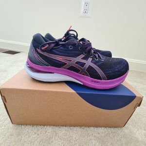 NWT Asics Gel-Kayano 29